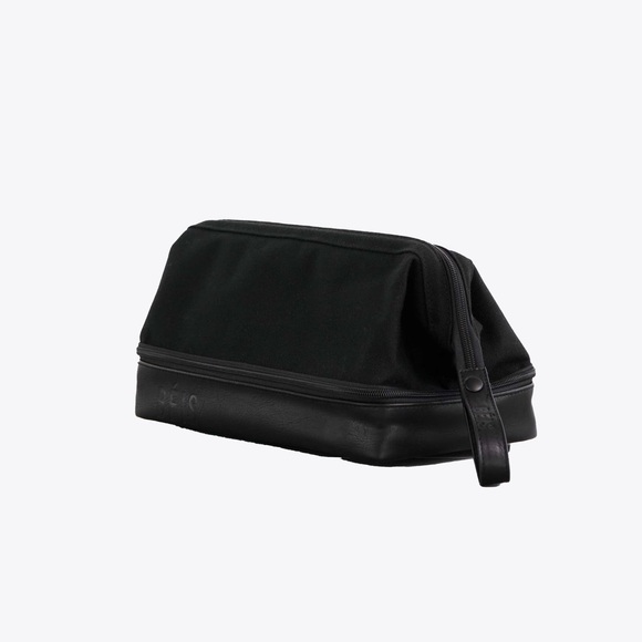 BEIS Dopp Kit - Picture 2 of 6
